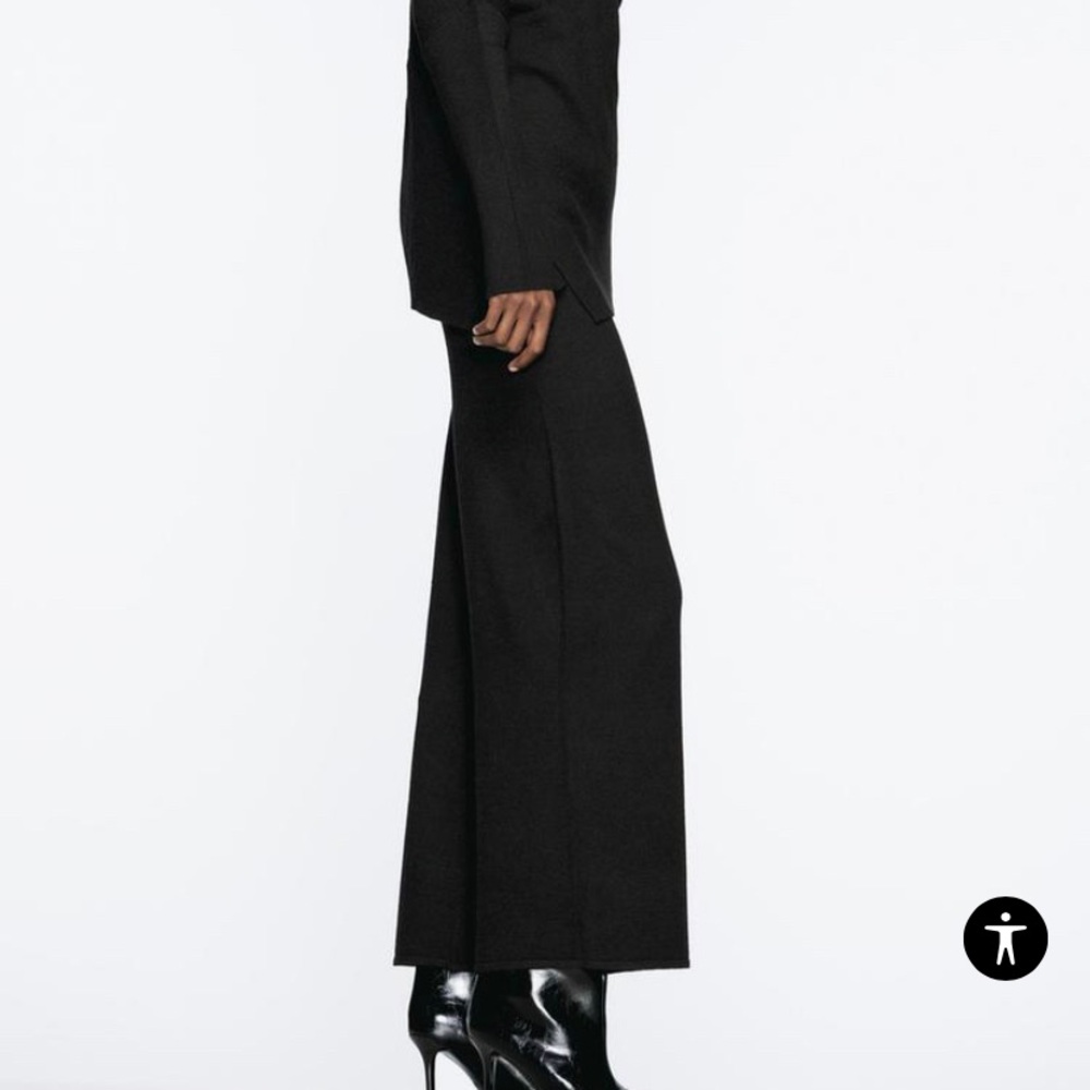 Wide leg black pants